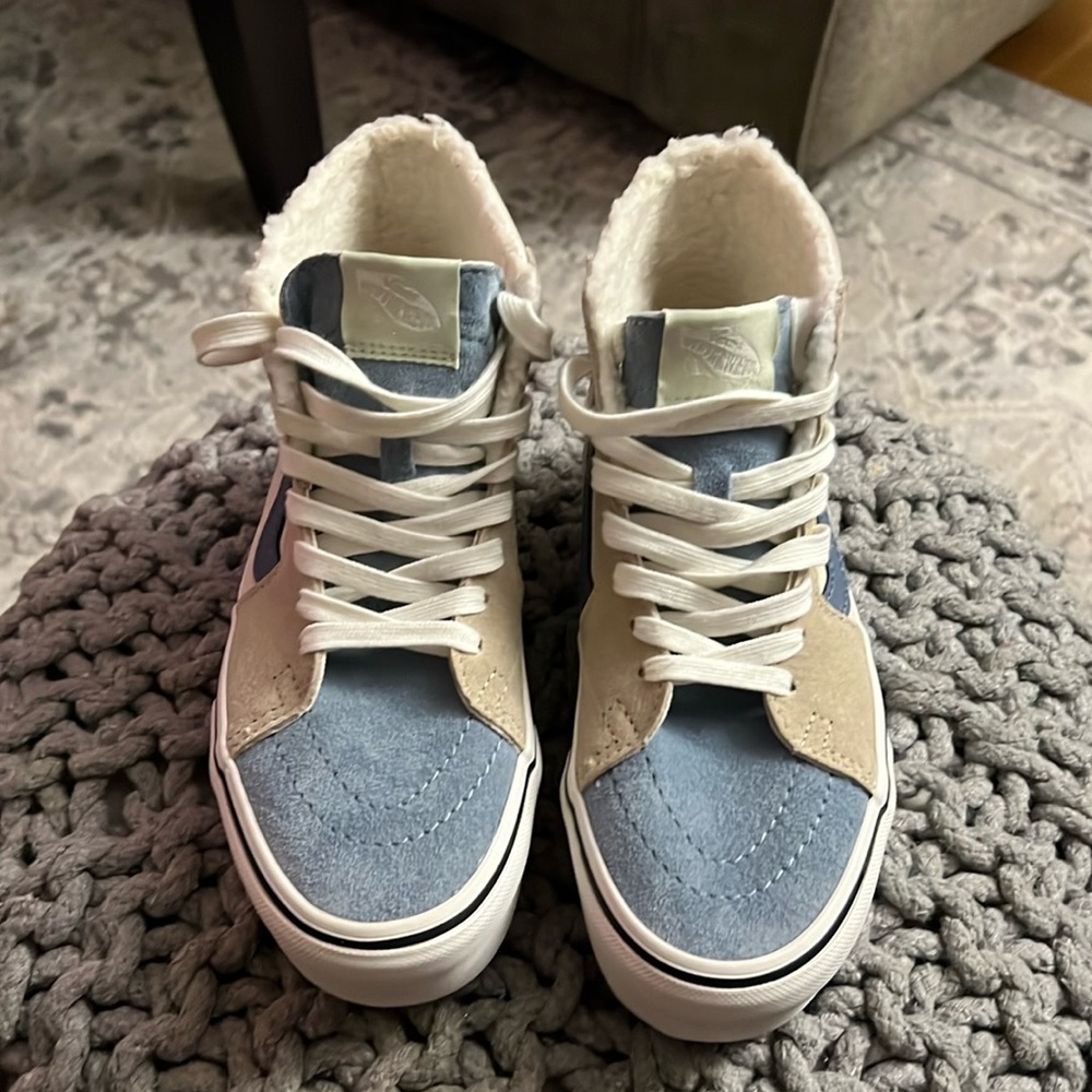 Vans platform high top.